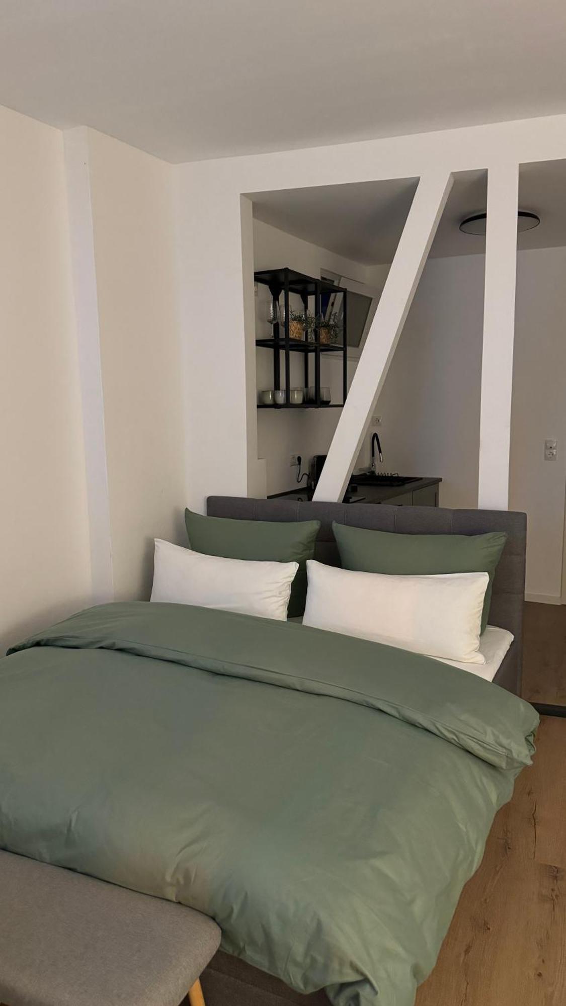 Gemuetliches Design Appartment Weissenthurm Exterior foto